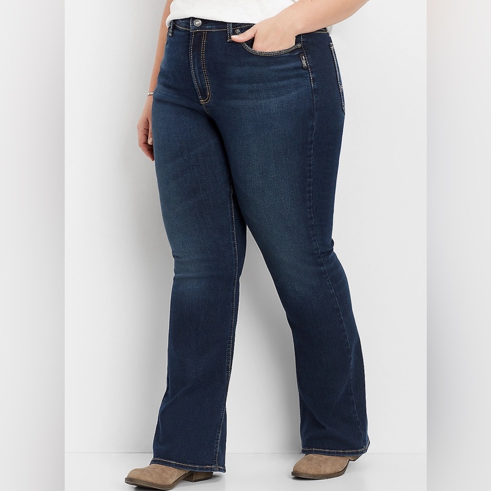 Plus Size Silver Jeans Co.® Calley Ultra High Rise Bootcut Jean Curvy Fit